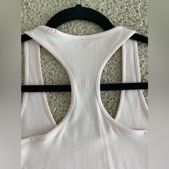 Women's Lululemon Tank - Size 6, Light Pink - Picture 4 of 4